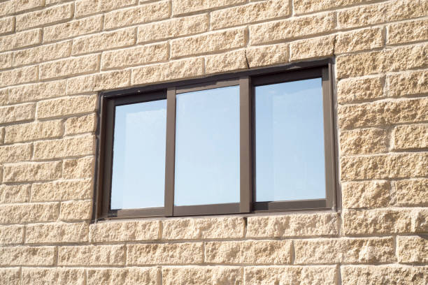 Window on split concrete wall