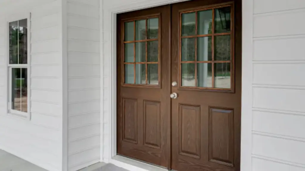 What Are Fiberglass Doors?