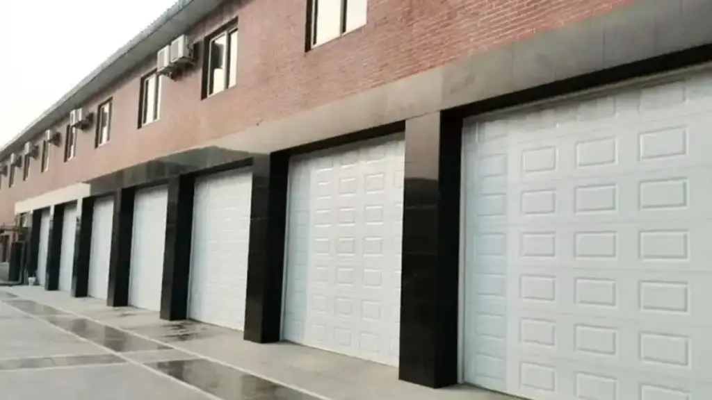 Common Mistakes to Avoid When Choosing a Garage Door Supplier China 3