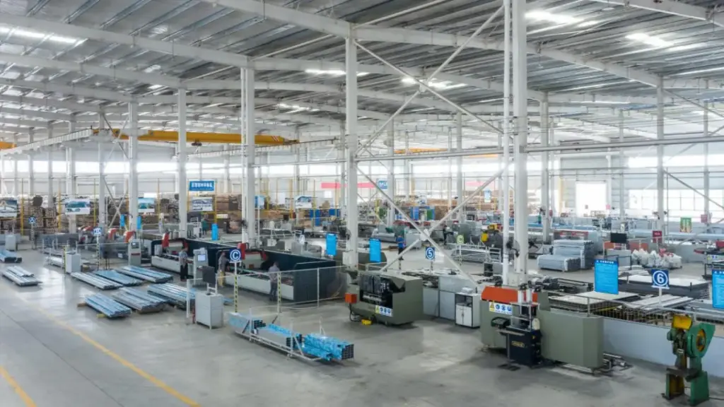 How Does Standard Window Size Cut Costs