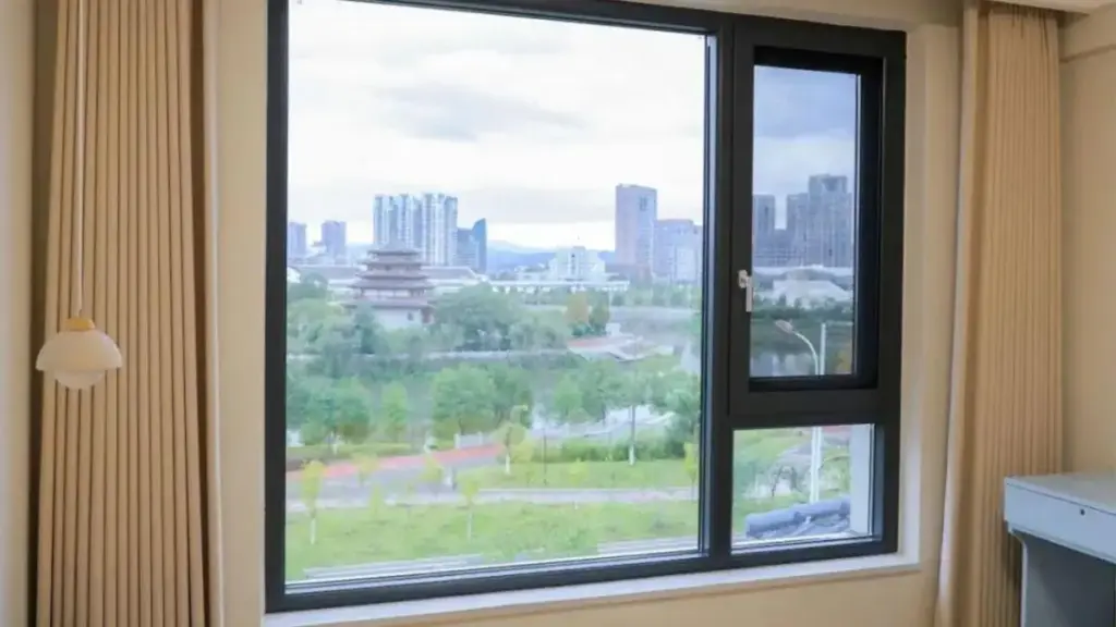 How to Choose Between 60 x 48 Casement and Sliding Window for Your Home