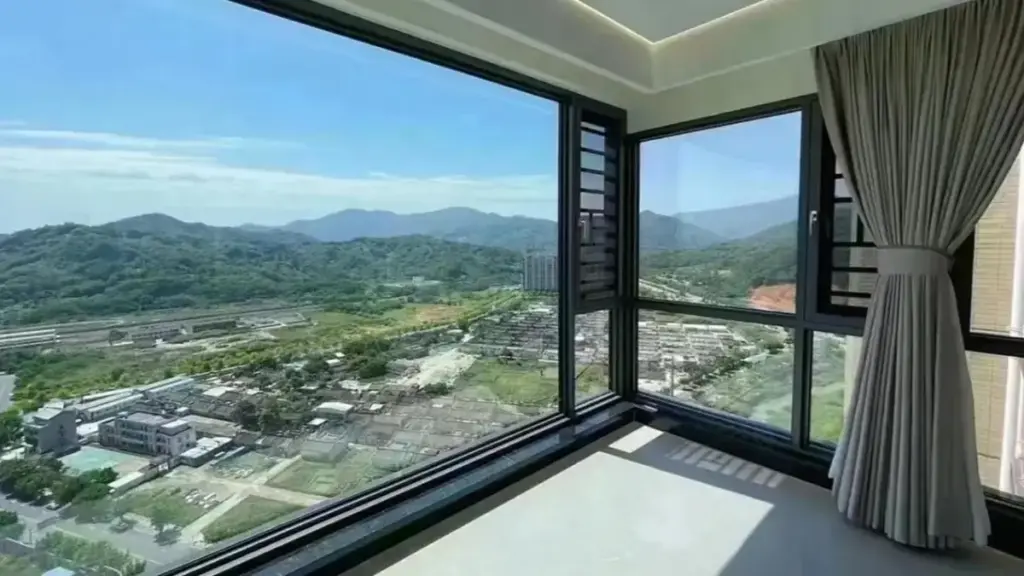 カスタムウィンドウとは