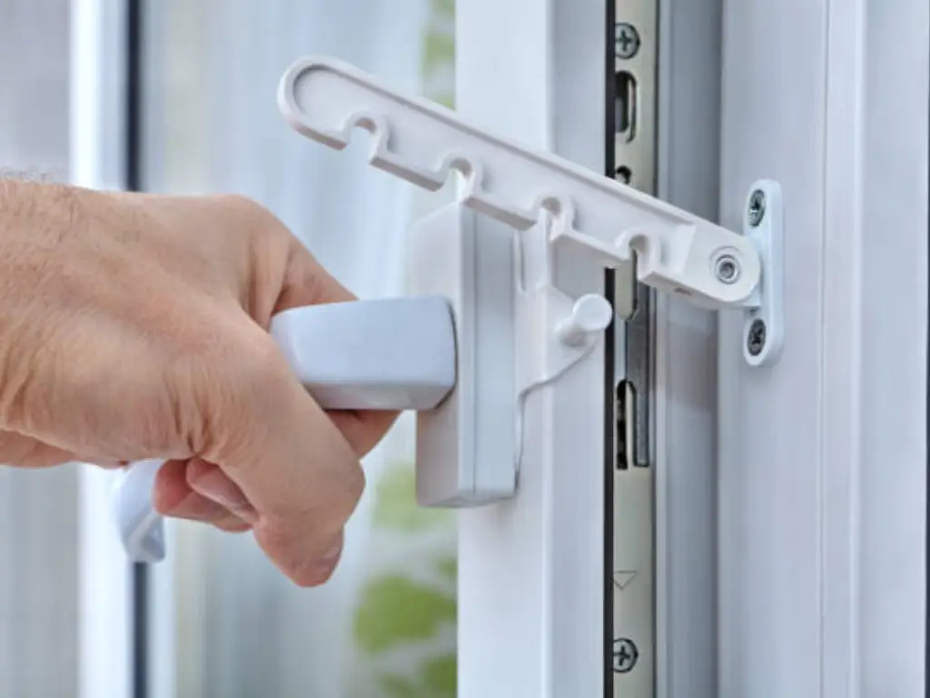 Sécurité des fenêtres à battants