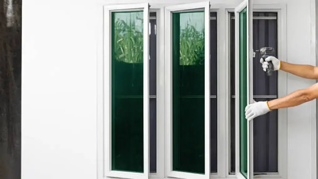 Installation de fenêtres à battants