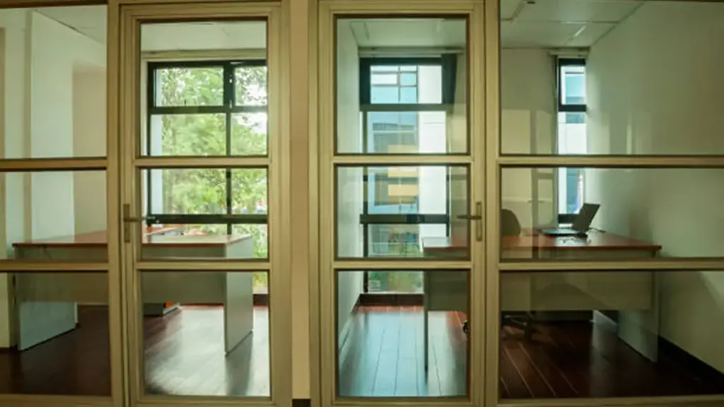 Glass for Aluminum Casement Doors5